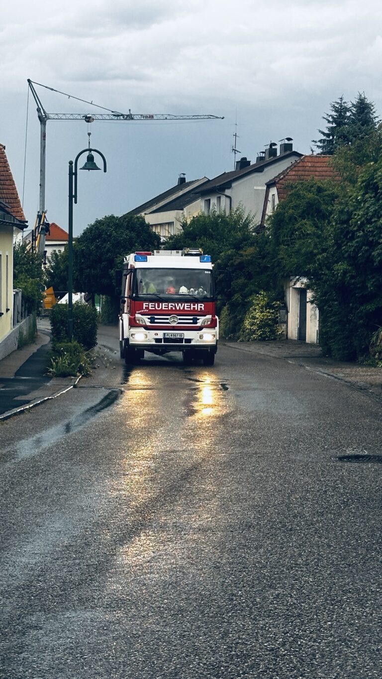 Mehr über den Artikel erfahren Einsatzbericht – Fehlalarm bei Firma Benda-Lutz